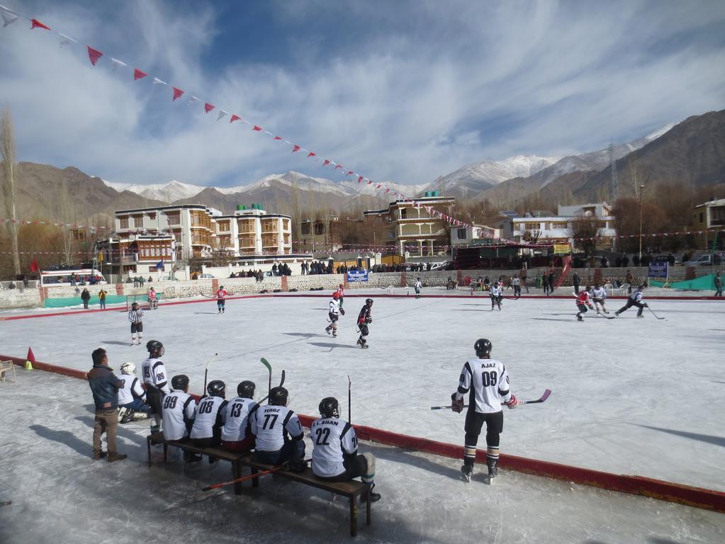 Hotel Travellers House Leh Exterior foto